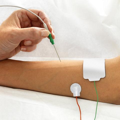 Aguja Concentrica / AMBU Neuroline / 25X0.30mm / 30G / Gris Claro / Caja 25 uds.